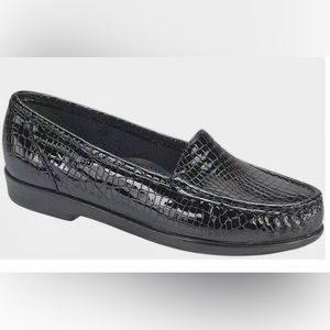 SAS women’s Simlify black croc shoe loafer size 11